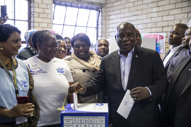 Cyril Ramaphosa, President of South Africa and the African National Congress, casts his vote at Hitekani Primary School voting station on May 8, 2019 in Soweto. [Photo: AFP]