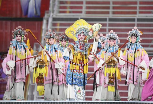 The Peking Opera medley "An Era of Prosperity" is staged at the Asian culture carnival held at the National Stadium, or the Bird's Nest, in Beijing, capital of China, May 15, 2019. [Photo: Xinhua]