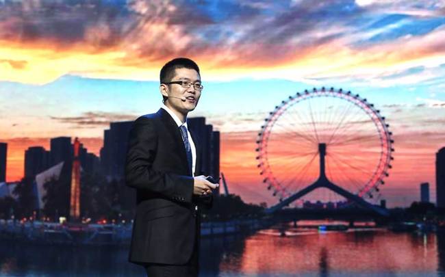 Li Jiwei delivers a speech at the 7th session of Vision China held in Tianjin Media Theatre on May 17, 2019.  [Photo: China Daily/Wang Jing]