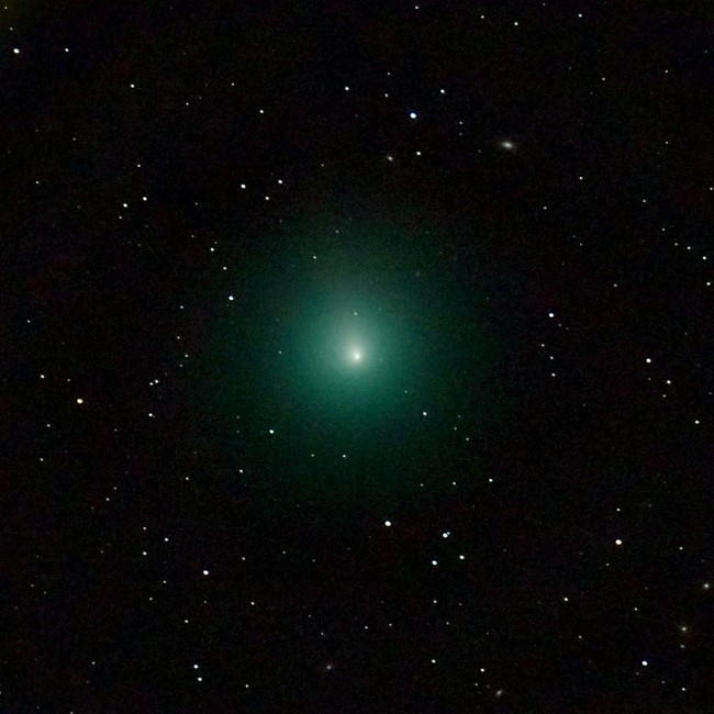 This picture taken from Paris region with a telescope on December 3, 2018 shows the 46P/Wirtanen comet as it will come closer to Earth on December 16, 2018. [Photo: IC]