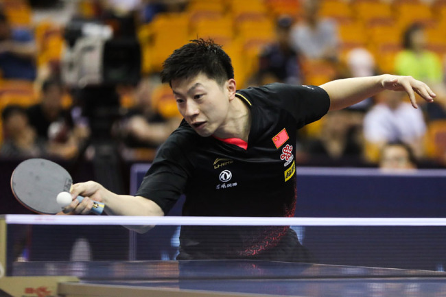 Ma Long plays against Japanese Mizuki Oikawa in the opening round of the China Open in Shenzhen on May 30, 2019. [Photo: VCG]