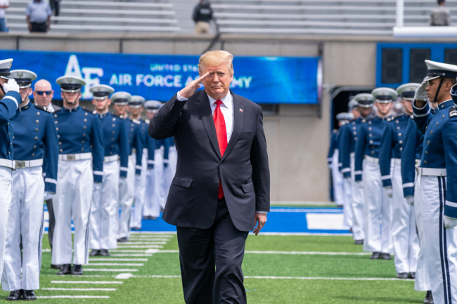 U.S. President Donald Trump salutes at the 2019 U.S. Air Force Academy Graduation Ceremony at the U.S. Air Force Academy-Falcon Stadium in Colorado Springs on Thursday, May 30, 2019. [Photo: IC]