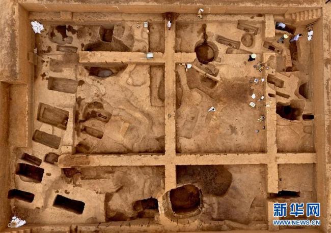 A bird's eye view of a family tomb of ancient bronzeware artisans discovered in central China's Henan Province, June 5, 2019. [Photo: Xinhua]