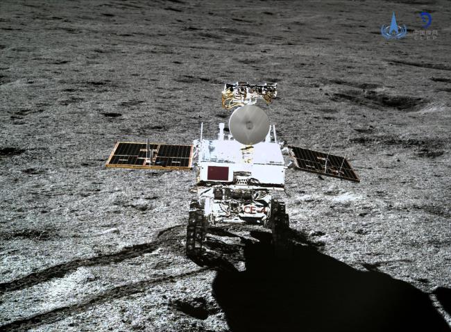 Photo taken by the lander of the Chang'e-4 probe on Jan. 11, 2019 shows the rover Yutu-2 (Jade Rabbit-2). [File photo: VCG/China National Space Administration]