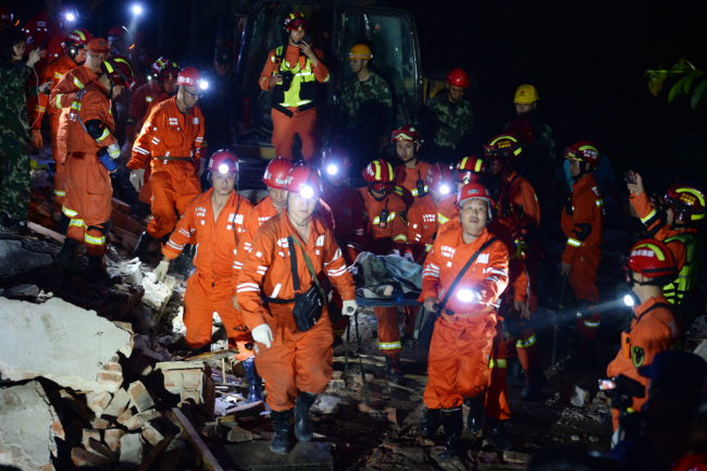 Rescuers work at the scene. A 6.0-magnitude earthquake hits Changning County of Yibin City in southwest China's Sichuan Province on June 17, 2019. [File photo: IC]