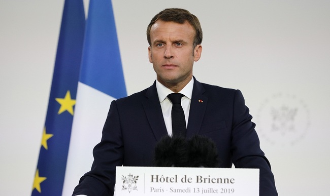 French President Emmanuel Macron delivers a speech at the residence of French Defense Ministry on the eve of Bastille Day in Paris, France, 13 July 2019. [Photo: IC]