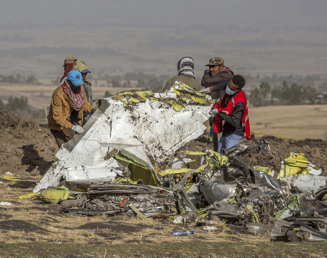 In this March 11, 2019, file, rescuers work at the scene of an Ethiopian Airlines flight crash near Bishoftu, Ethiopia. [Photo: IC]