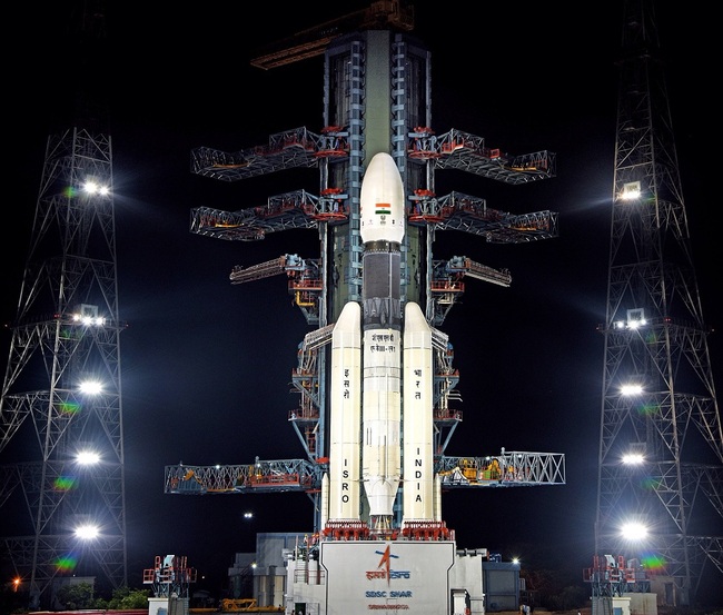 A handout photo made available by the Indian Space Research Organization (ISRO) shows Indian Space Research Organization (ISRO) orbiter vehicle 'Chandrayaan-2', India's first moon lander and rover mission planned and developed by the ISRO GSLV MKIII-M1 second launch pad at the Satish Dhawan Space Centre in Sriharikota, in the Southern Indian state of Tamil Nadu, India, July 14, 2019. [Photo: IC]