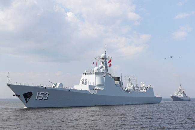 The Type 052C guided missile destroyer Xi'an of the Chinese Navy Surface Force takes part in a military parade in the Kronstadt roadstead on Russian Navy Day, July 28, 2019. [Photo: IC]