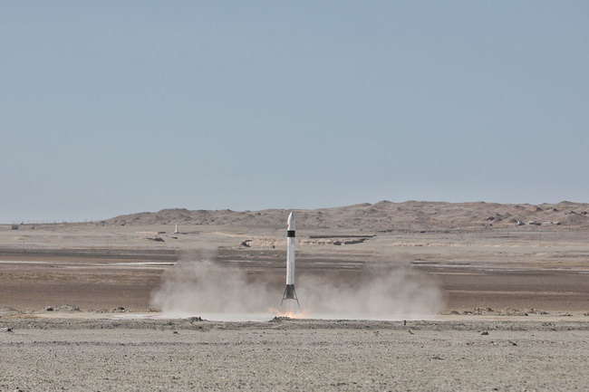 The RLV-T5 reusable rocket, developed by China's Linkspace, lands successfully at the designated spot in Mangya, in northwest China's Qinghai Province, on Saturday, August 10, 2019. [Photo: IC] <br>