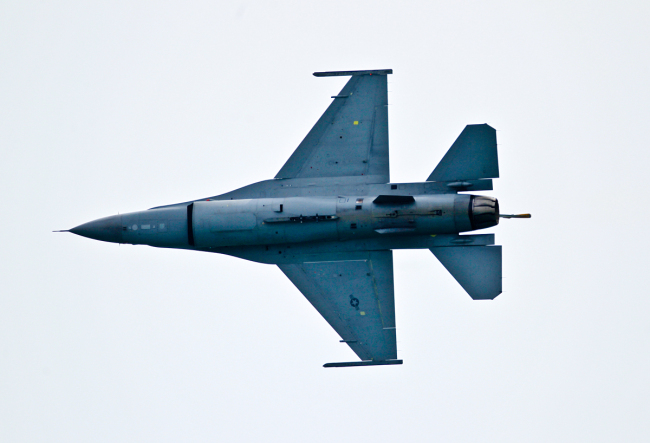 An F-16 fighter pictured at the Singapore Airshow 2014. [File Photo: VCG]