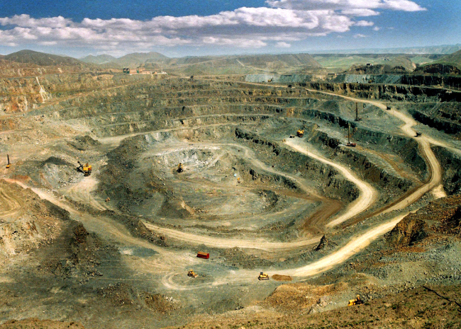 View of a rare earth mine in north China’s Inner Mongolia Autonomous Region. [File Photo: IC]