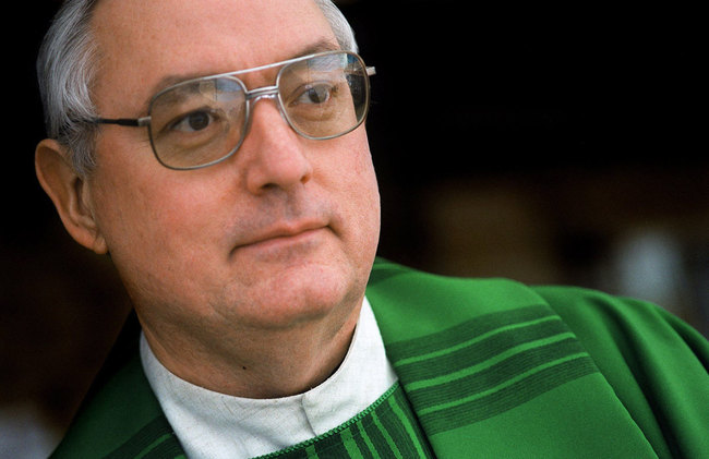 In this Jan. 27, 2001, photo, Father Steven Gerard Stencil poses for a portrait at his church, St. Mark the Evangelist, in Oro Valley, Ariz. Stencil was suspended from ministry in 2001 after a trip to Mexico that violated a diocese policy forbidding clerics from being with minors overnight. [Photo: AP]