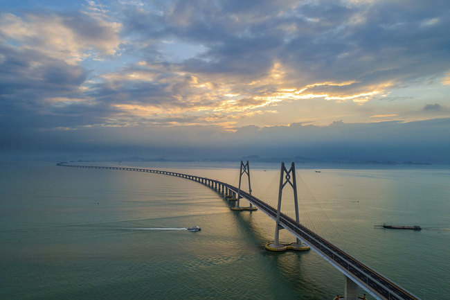 Aerial photo taken on July 17, 2018 shows part of the Hong Kong-Zhuhai-Macao Bridge.  [Photo: VCG]