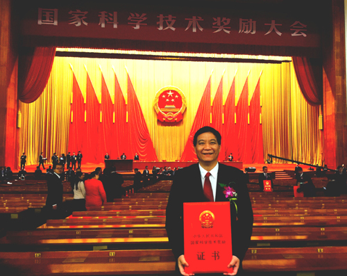 享受科学人生 ——专访国家自然科学奖一等奖获得者、中国科学院院士唐本忠