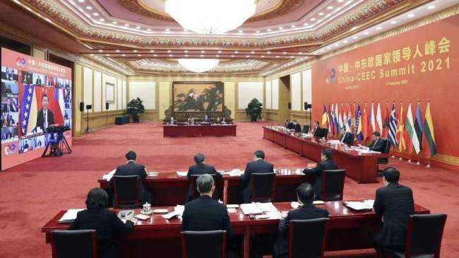 Devátý summit mezi Čínou a zeměmi střední a východní Evropy (CEEC) začíná online, Peking, Čína, 9. února 2021. / Xinhua