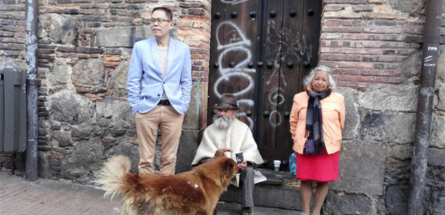 Desde poema hasta festival poético, qué podemos traer desde América Latina-Entrevista con el poeta Zhou Sese