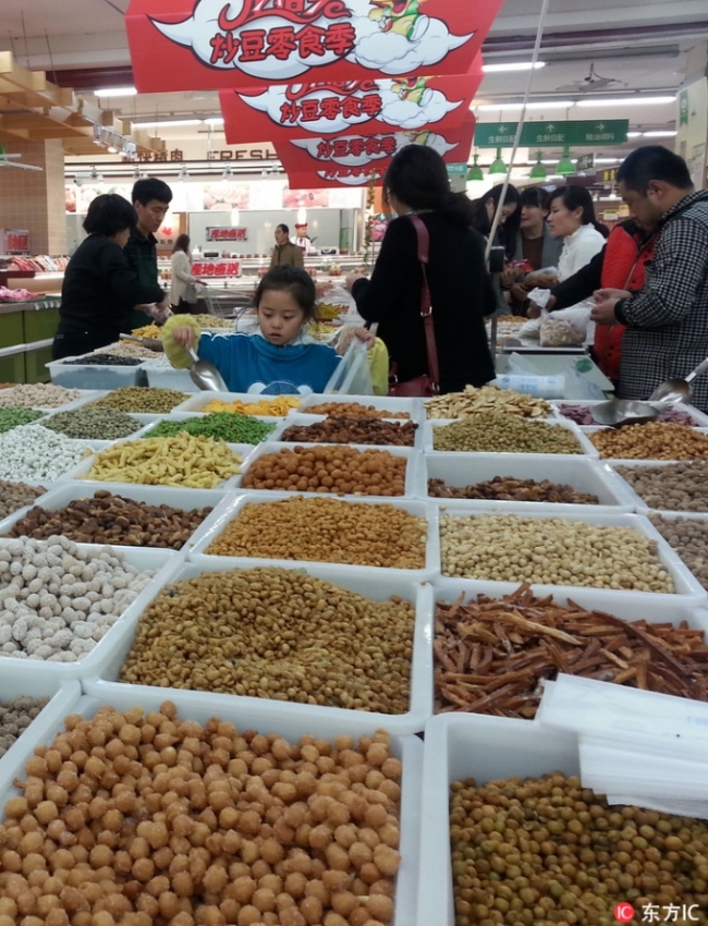 La costumbre de comer legumbres sofritas en el segundo día del segundo mes del calendario lunar chino