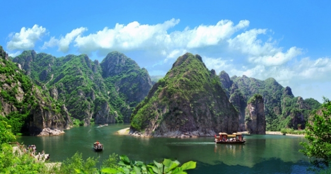 Barranco de la ciudad Benxi(Por Li Jifu)