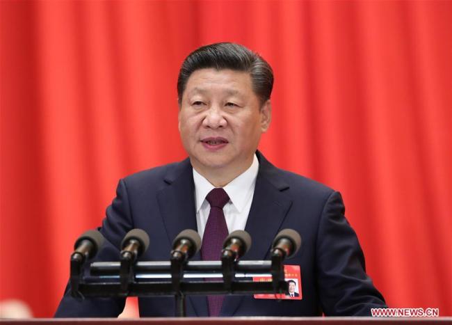 Xi Jinping présente un rapport au 19e Congrès national du PCC
