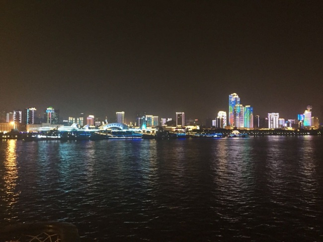 Une super soirée à bord d’un bateau à Wuhan