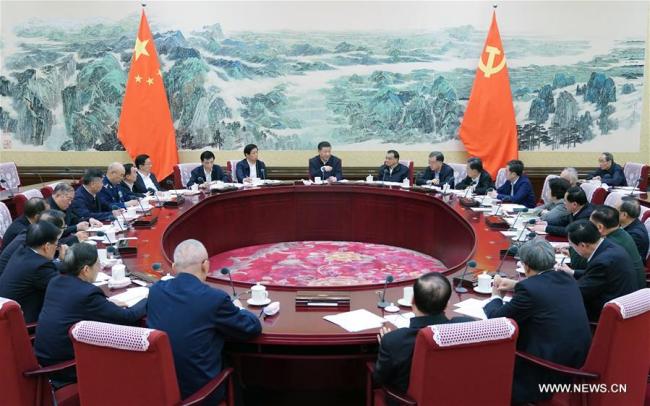 La réunion du PCC souligne le statut de "noyau dirigeant" de Xi Jinping