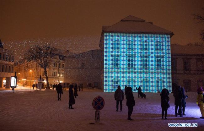 Photo prise le 25 janvier 2019 montrant une vue du Festival des lumières de Vilnius, en Lituanie. (Xinhua/Alfredas Pliadis)