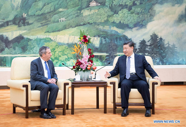 Xi Jinping rencontre le président de l'université Harvard
