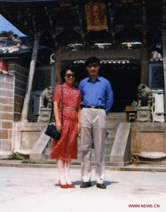 Xi Jinping et sa femme Peng Liyuan sur l’île Dongshan au Fujian