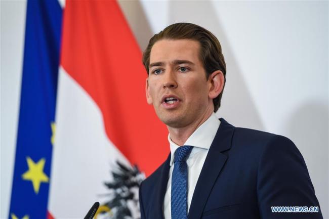 Le chancelier autrichien annonce que de nouvelles élections vont se tenir en raison du scandale lié à son partenaire de coalition