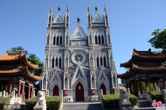 La cathédrale de Xishiku, église catholique la plus ancienne de Beijing
