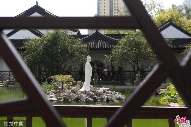 Nanjing : le parc du lac de Mochou rouvert au public après restauration