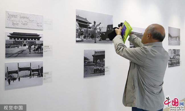L’événement « Photo Beijing 2019 » aura lieu du 19 au 27 octobre au Monument du millénaire de Chine, à Beijing. Plus de 3400 photos et 98 œuvres numériques créées par des artistes internationaux présenteront aux visiteurs un festin acoustique et visuel magnifique. (Photos : Guo Haipeng/VCG)