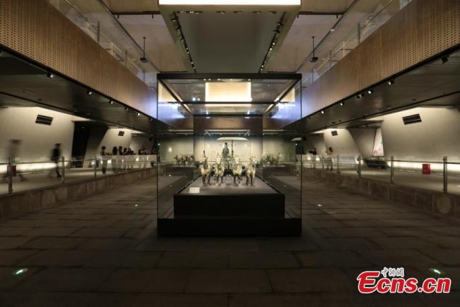 Η φωτογραφία δείχνει το πρόσφατα ολοκληρωμένο Μουσείο Χάλκινων Αρμάτων του Μαυσωλείου του Τσινσιχουάνγκ, στην πόλη Λιντόνγκ της επαρχίας Σαανσί στις 18 Μαΐου 2021. (Φωτογραφία / China News Service)