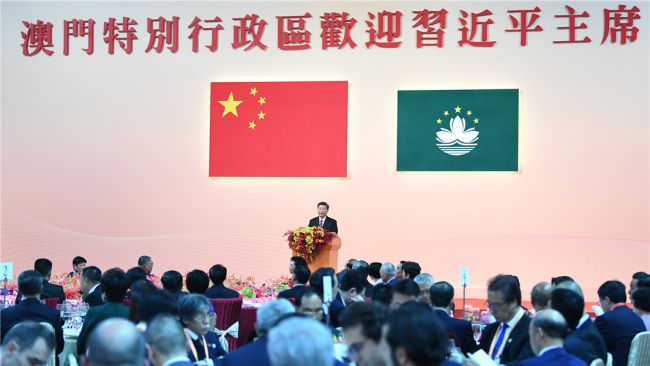 ​Xi Jinping participa da cerimônia em comemoração aos 20 anos do retorno de Macau à pátria