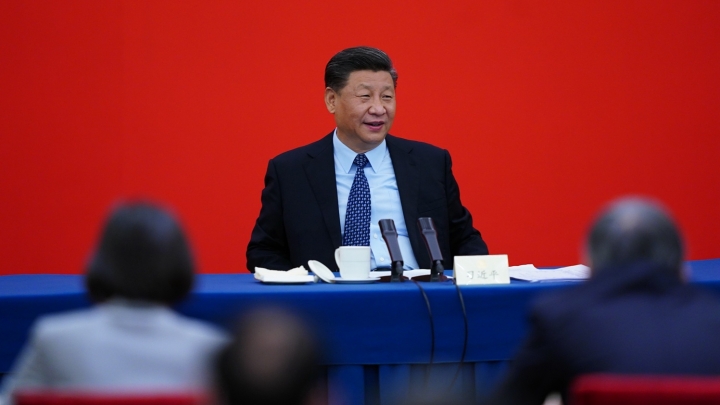 Xi Jinping: China promove firmemente uma economia mundial aberta