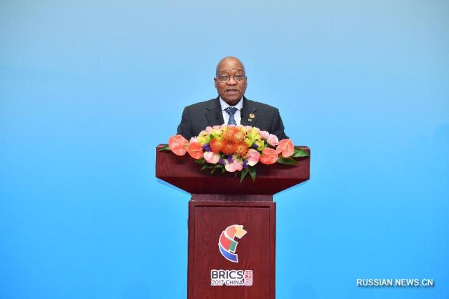 ЮАР примет саммит БРИКС в 2018 году -- президент