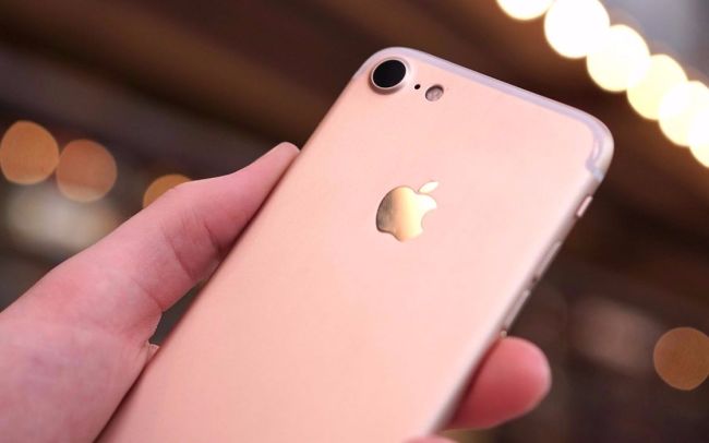 Apple представила iPhone 8 и «безрамочный» iPhone X