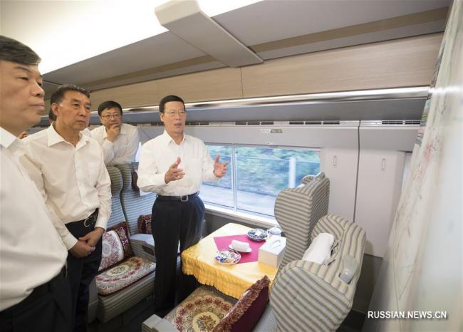 Вице-премьер Госсовета КНР подчеркнул необходимость высококачественной работы в строительстве нового района Сюнъань