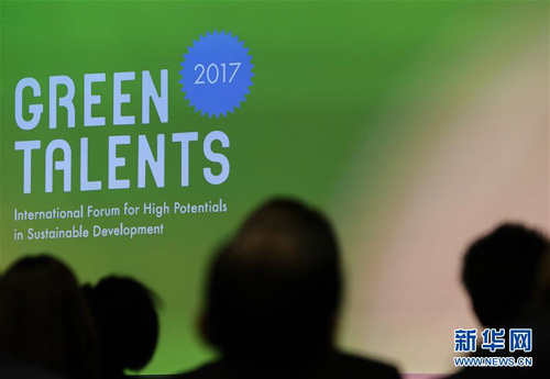 Китайская девушка Се Линьцзюнь, самый молодой лауреат немецкого конкурса «Зеленые таланты-2017»