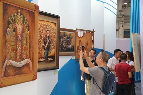 Открылась 3-я Выставка-ярмарка товаров культуры Внутренней Монголии