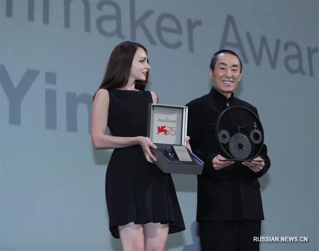 Чжан Имоу вручили почетную премию "Glory to the Filmmaker!" на Венецианском кинофестивале