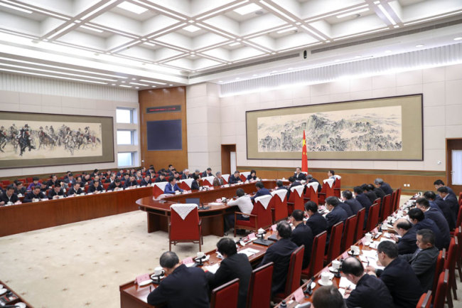 Ли Кэцян подчеркнул необходимость сохранения стабильного и здорового развития экономики Китая 