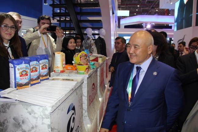 В ближайшие 2 года более 20 видов сельхозпродукции Казахстана начнут экспортироваться в Китай