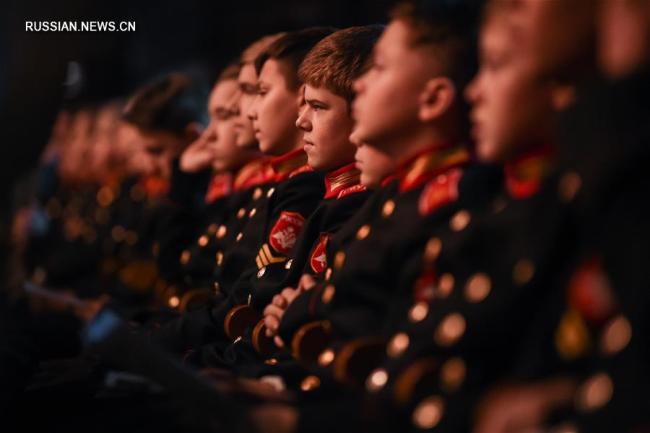 В Москве прошел концерт, посвященный 75-й годовщине Победы в Великой Отечественной войне и Победы в войне Сопротивления китайского народа японским захватчикам 