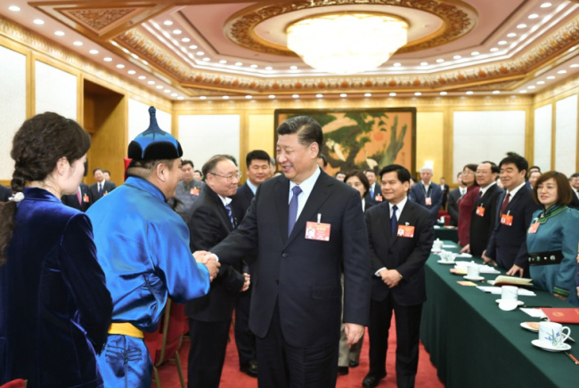 Слушайте! Си Цзиньпин ведет диалог с депутатами ВСНП от базовых организаций
