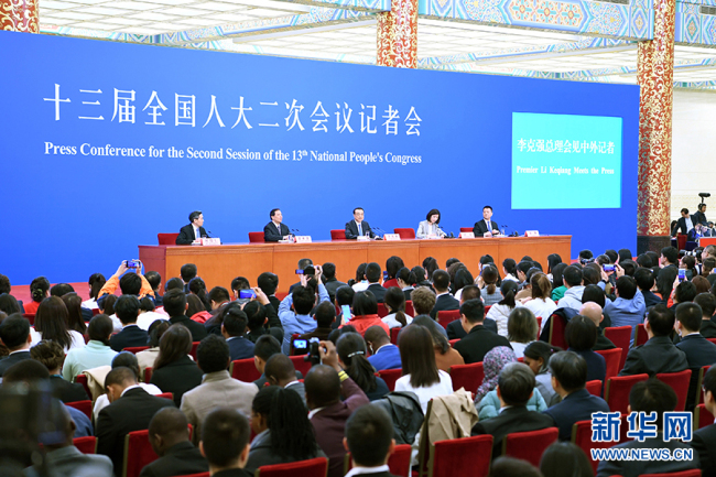 Ли Кэцян: китайская экономика остается важным фактором стабильности мировой экономки