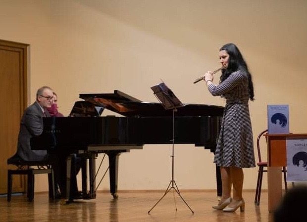 Sarana Ademi ne koncert per flaut dhe piano (Facebook)