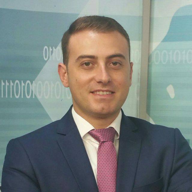 Daniel Guçe ekspert i ekonomisë (Facebook)