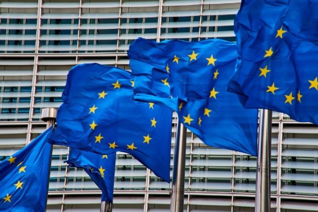 Flamujt e Bashkimit Evropian, (Foto Google)